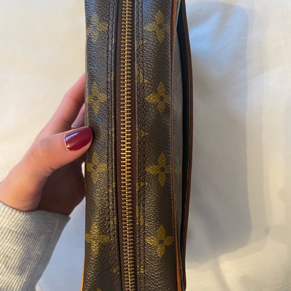 SOLD ❤️Authentic Louis Vuitton Compiegne 23 - Picture 3 of 9